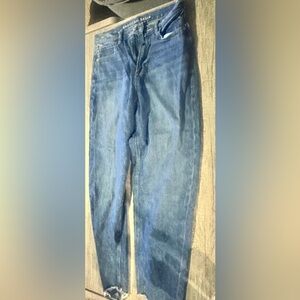 American eagle relaxed mom jean size 2